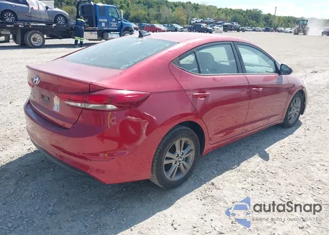 2017 Hyundai Elantra Se z USA, uszkodzony, nr VIN 5NPD84LF0HH104052